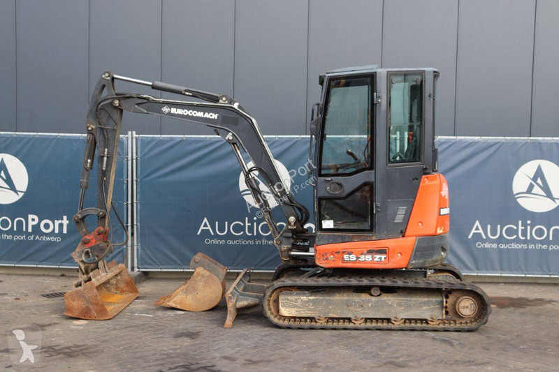 Escavadora Eurocomach ES 35 ZT