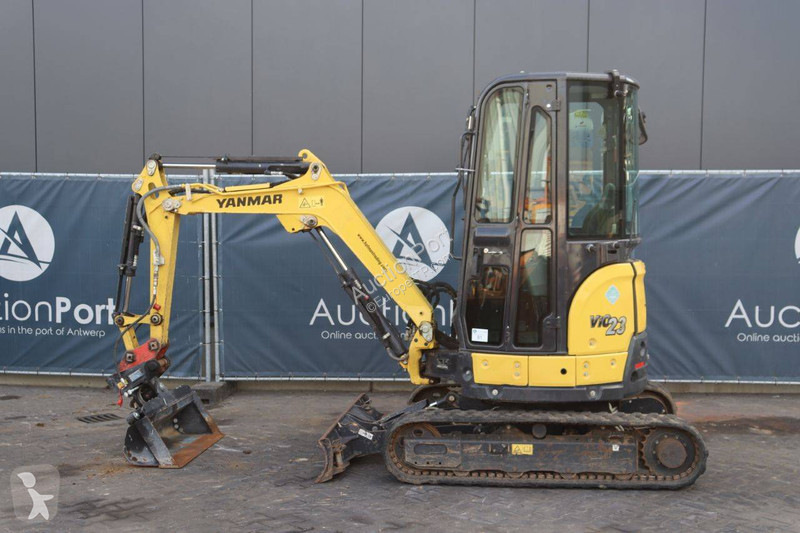 Escavatore Yanmar VIO23-6