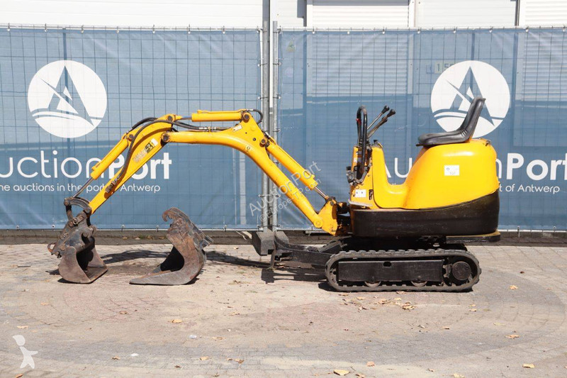 جرافة JCB