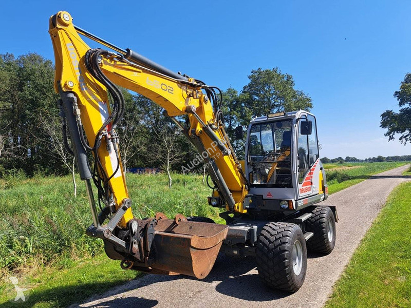 Escavatore Neuson 6502