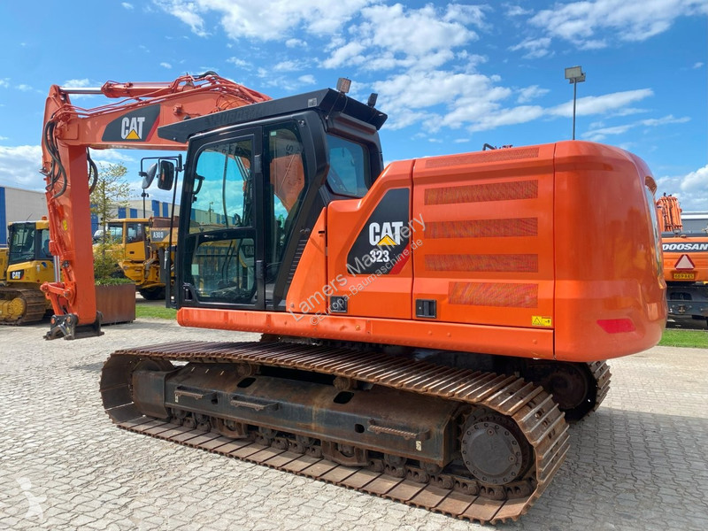 Escavadora Caterpillar 323 Next Gen NVT