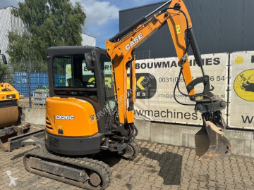 Miniexcavadora Case