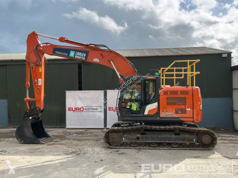 Excavadora Hitachi -7