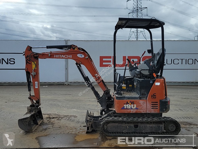 جرافة Hitachi ZX19U-6 YLR