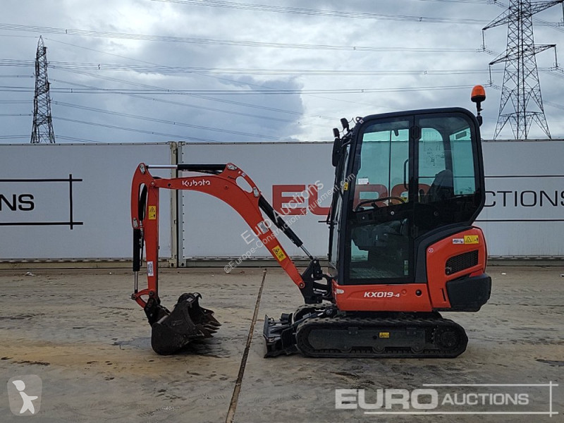 جرافة Kubota KX019-4