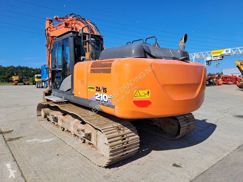 Excavator Hitachi -6