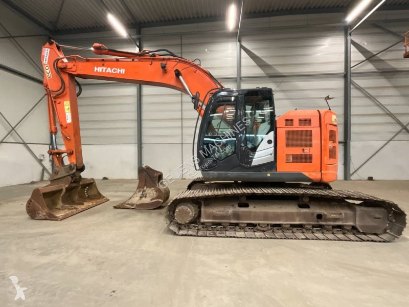 Excavadora Hitachi LC-5 B