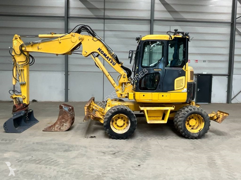 Excavator Komatsu MR-8