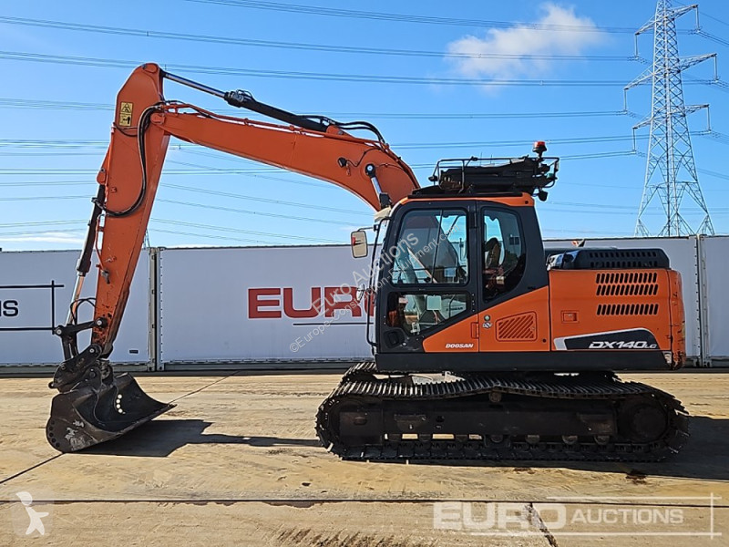Escavadora Doosan -5
