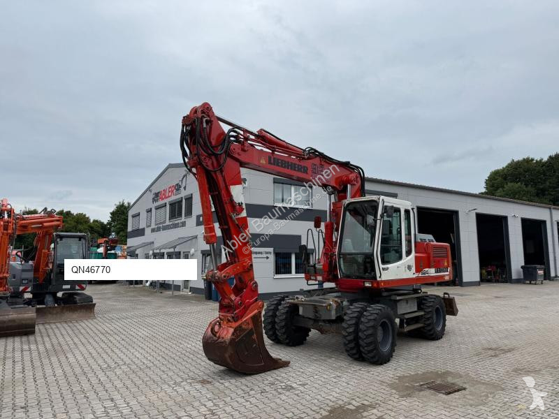 Escavatore Liebherr A924