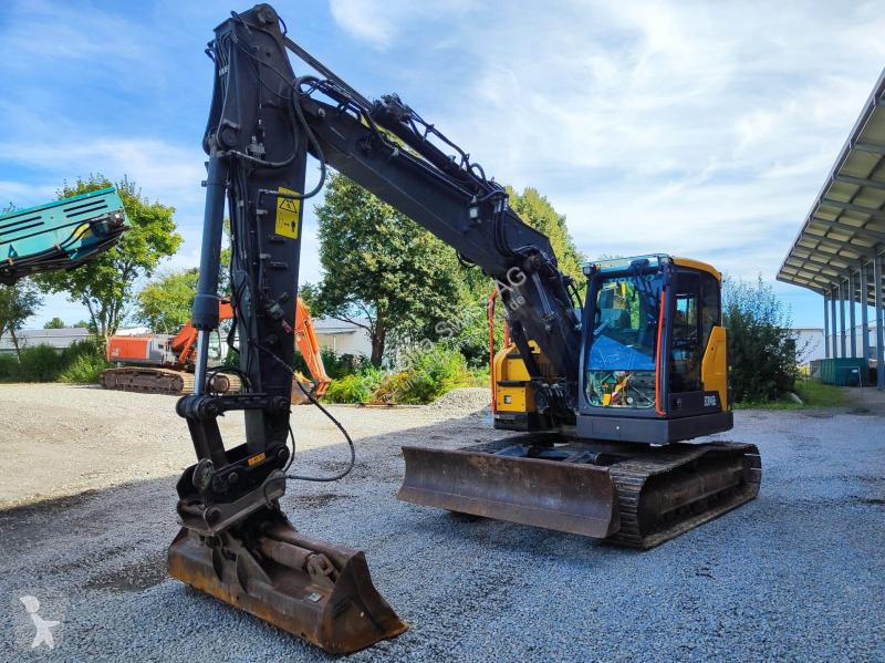 Excavadora Volvo ECR145EL