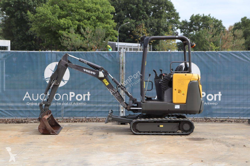 Excavadora Volvo EC18D