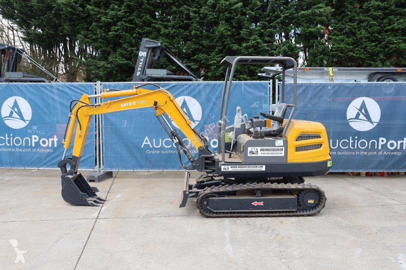 Excavator  Nycheki Q25PRO