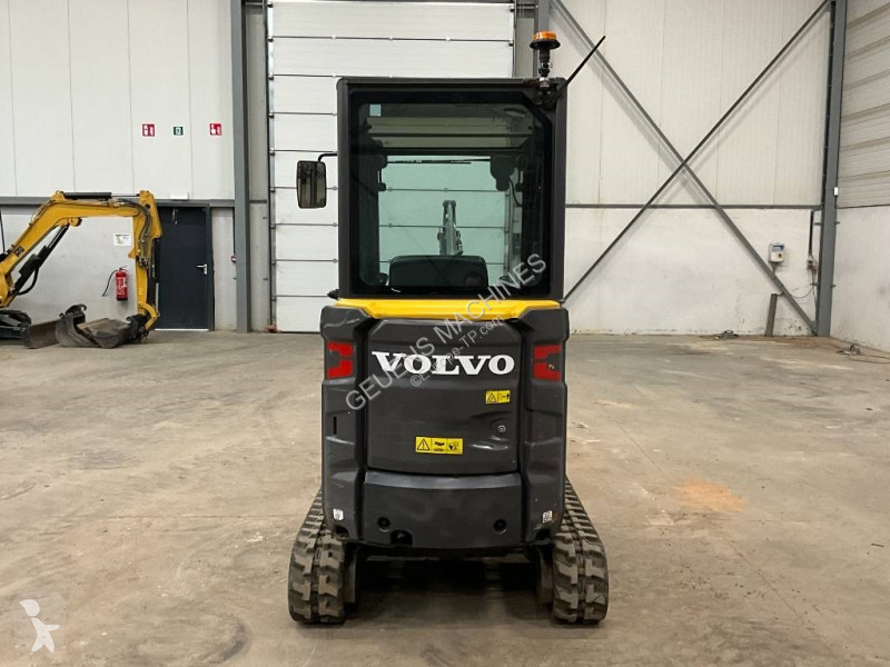 Escavadora Volvo EC 18 E