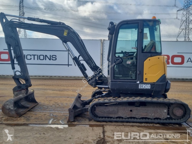 Lopatový nakládač Volvo ECR50D