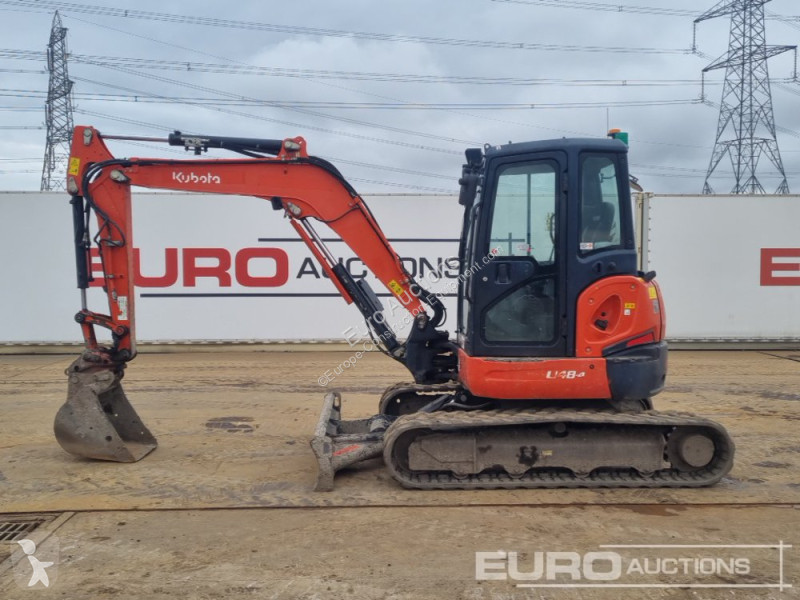 Lopatový nakládač Kubota U48-4