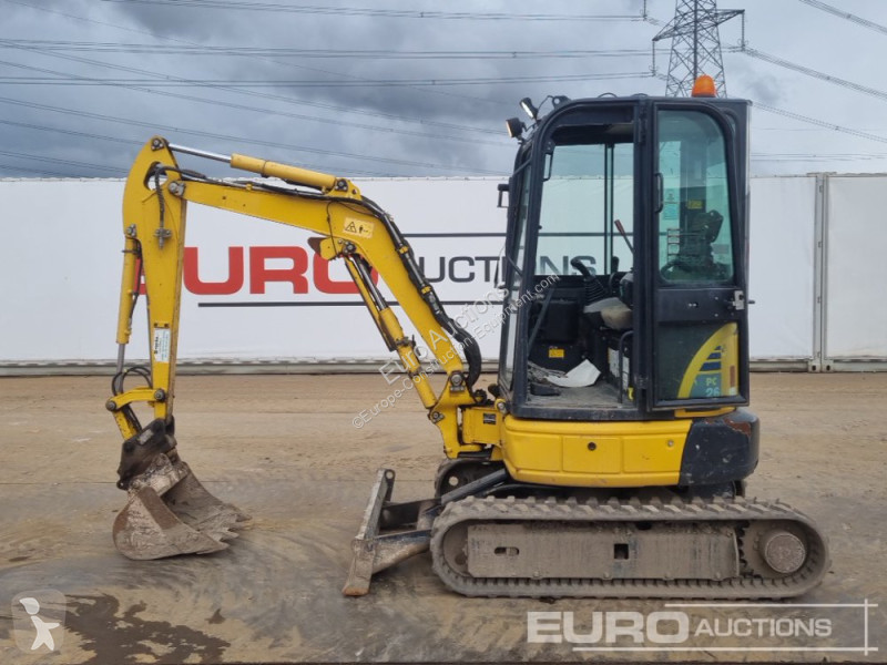 جرافة Komatsu PC26MR-3