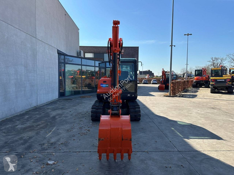 Skovel Doosan -9C