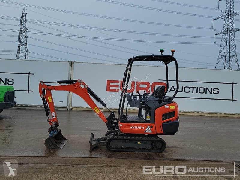 Lopatový nakládač Kubota KX015-4
