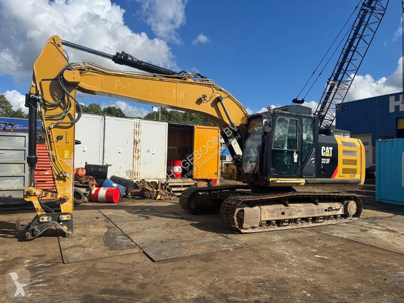 Escavatore Caterpillar