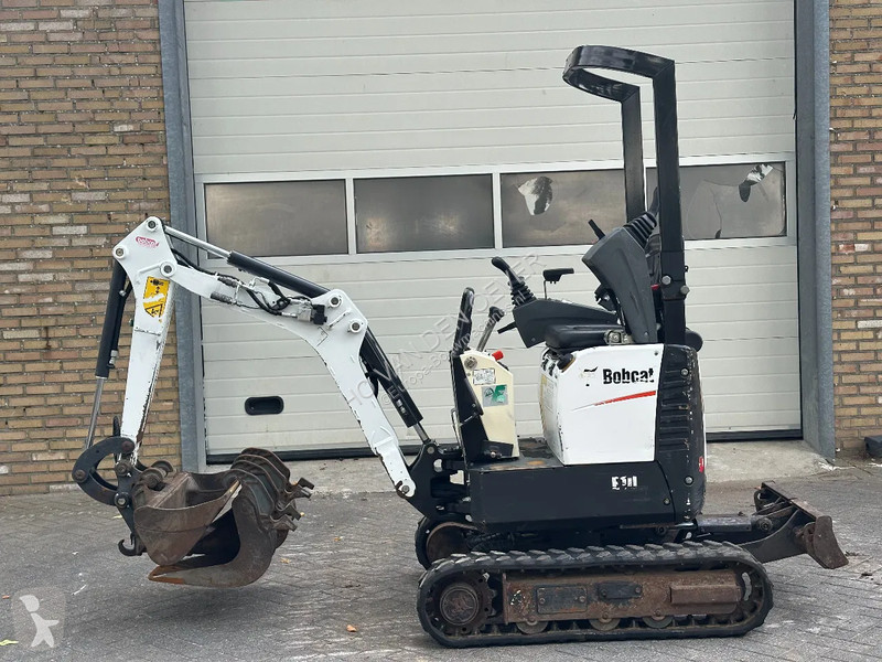 Skovel Bobcat