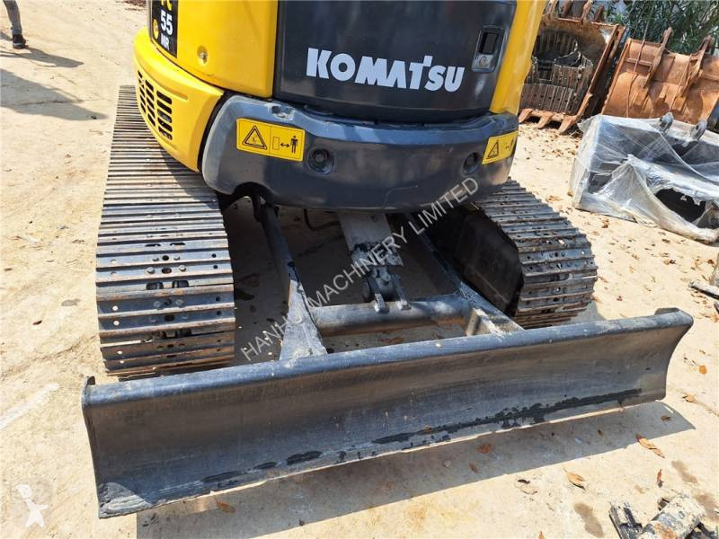 جرافة Komatsu