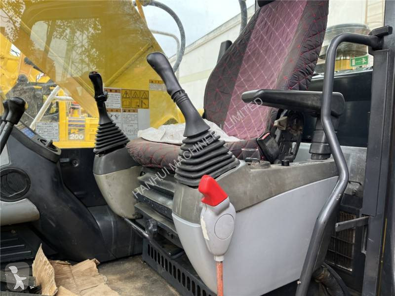 Rýpadlo Komatsu