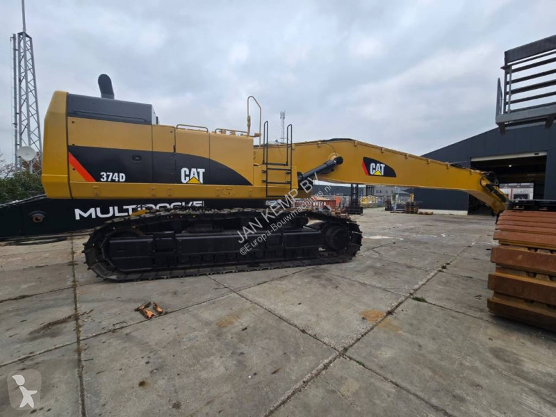 Lopatový nakládač Caterpillar 374 D L