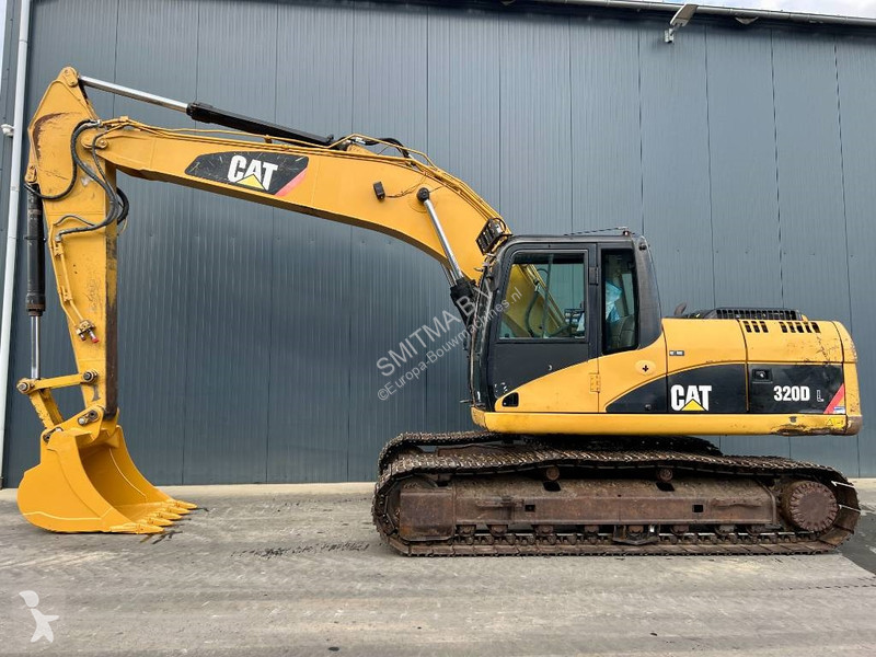 جرافة Caterpillar L