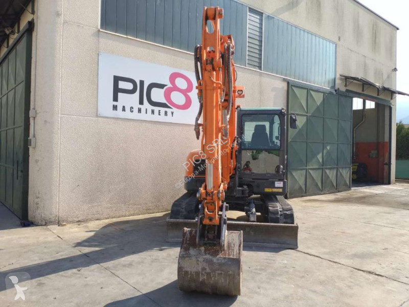 Escavatore Doosan DX85-3