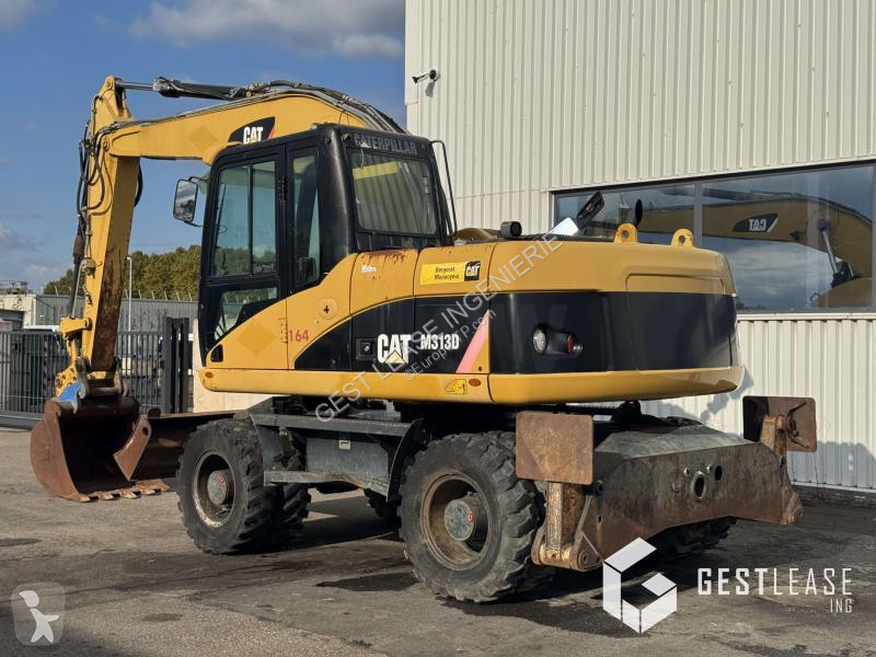 Escavatore Caterpillar D