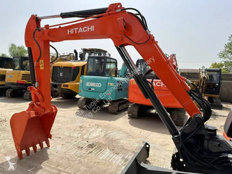 Rýpadlo Hitachi
