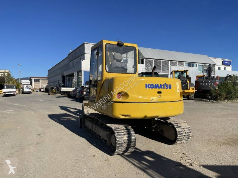 جرافة Komatsu