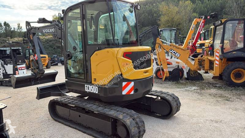جرافة Volvo ECR50D