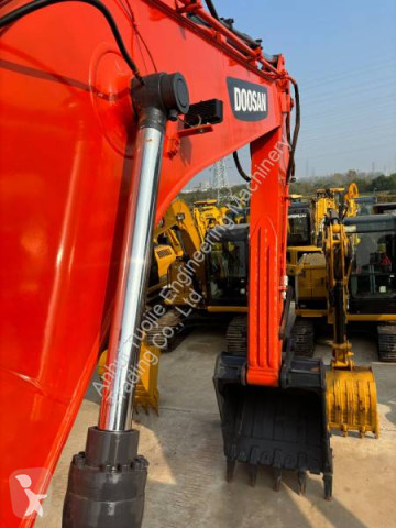 Doosan DX225