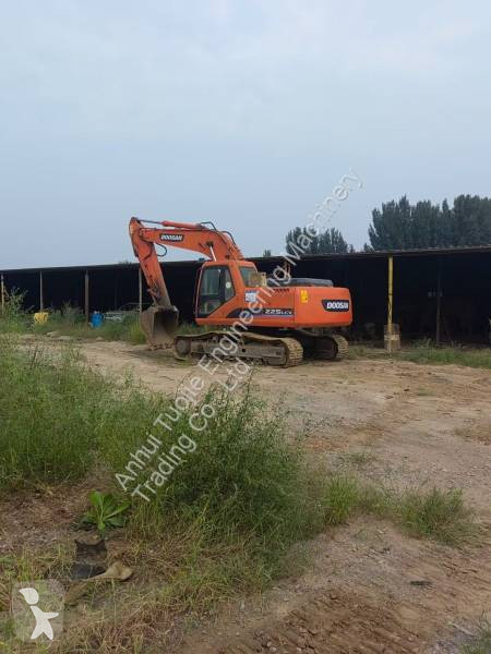 Rýpadlo Doosan DH225