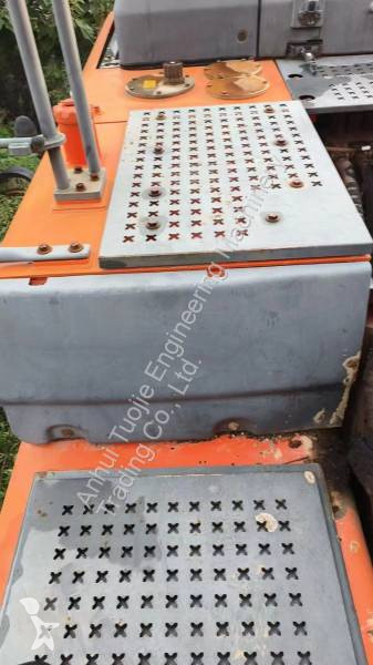 جرافة مجنزرة Doosan