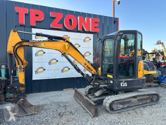 Lopatový nakládač Bobcat e35 cabine à 23500 € ht