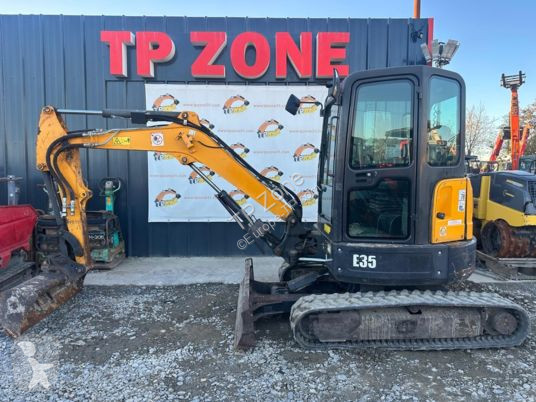 Lopatový nakládač Bobcat e35 à 23 500 € ht