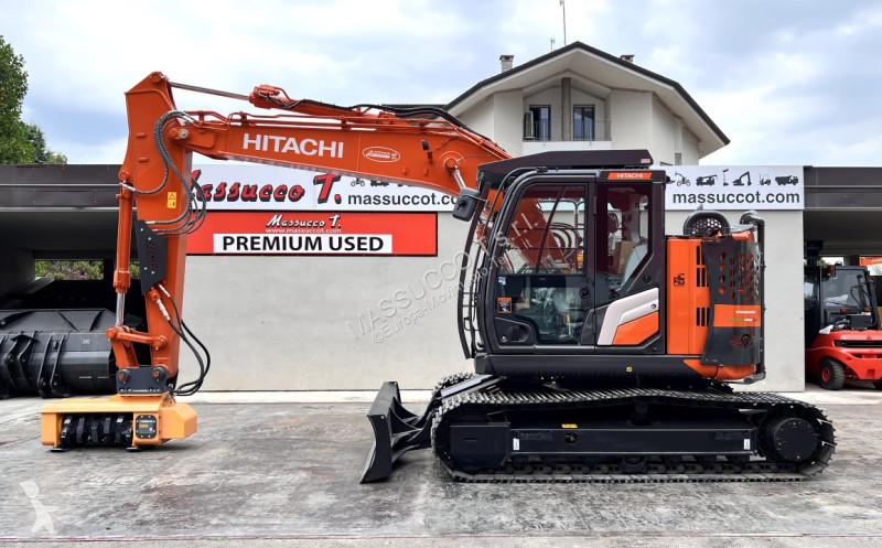 Rýpadlo Hitachi 7