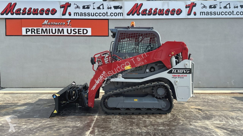 Lopatový nakládač Takeuchi TL10V-2