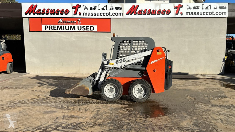 Escavatore Libra 635