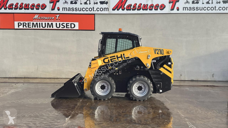 Escavatore Gehl V210 HF
