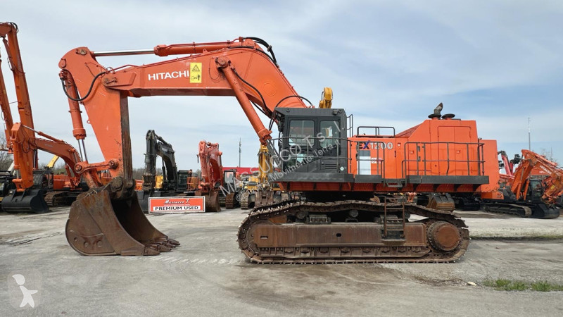 Rýpadlo Hitachi