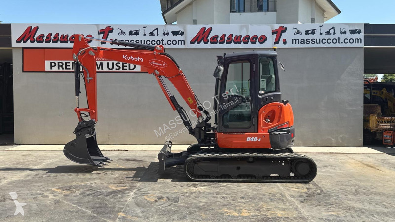 جرافة Kubota U48-4