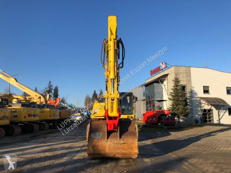 جرافة Komatsu PC490LC-11E0