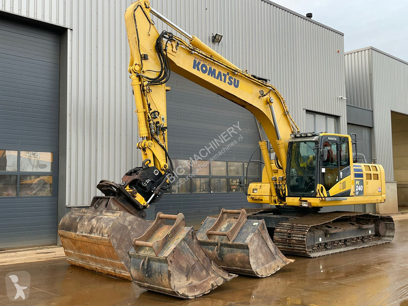 Skovl Komatsu Engcon and 3 x bucket