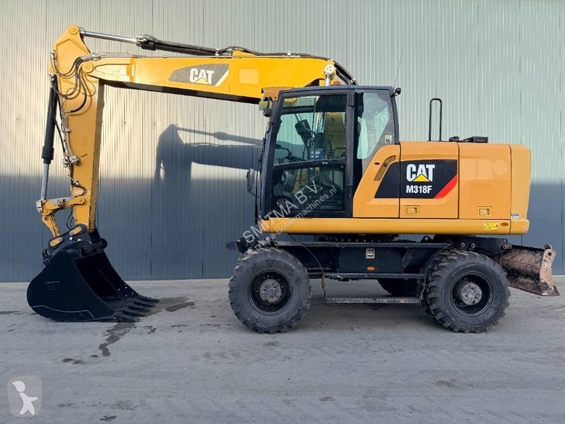جرافة Caterpillar F