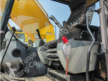 Pásové rýpadlo Komatsu