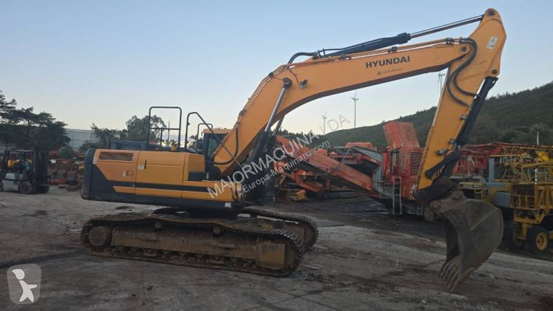 جرافة Hyundai HX260L